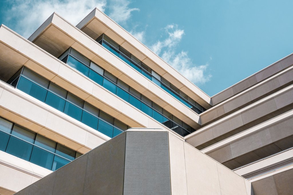 Welcome to GSMListing – The World’s Leading Consumer Electronics Trading Platform